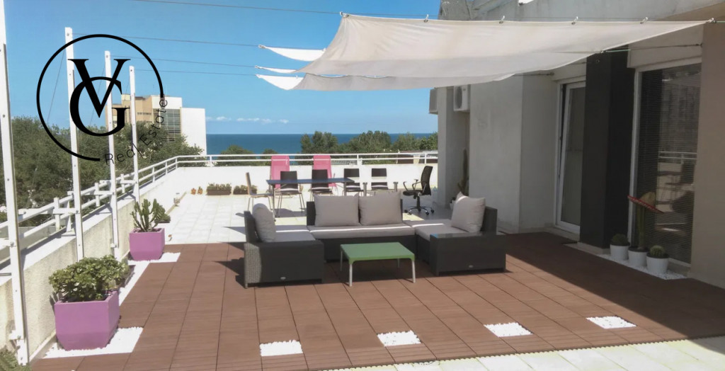 Penthouse cu vedere la lac | Mamaia