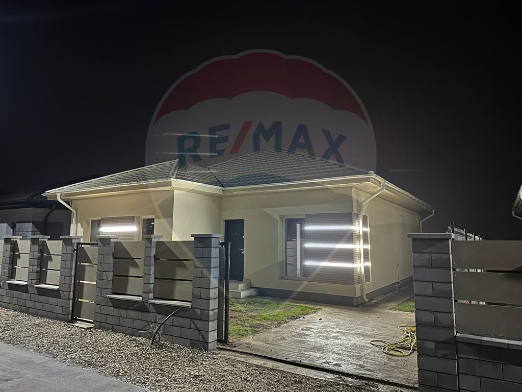 De vanzare Casă Individuala VIDRA P+POD