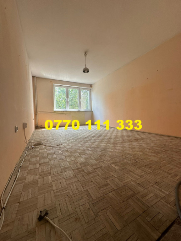 Apartament 2 camere decomandat, zona Independentei, etaj 3.