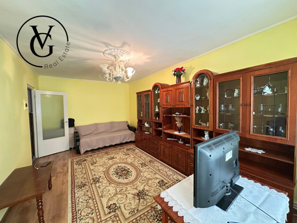 Apartament decomandat cu 4 camere - Năvodari