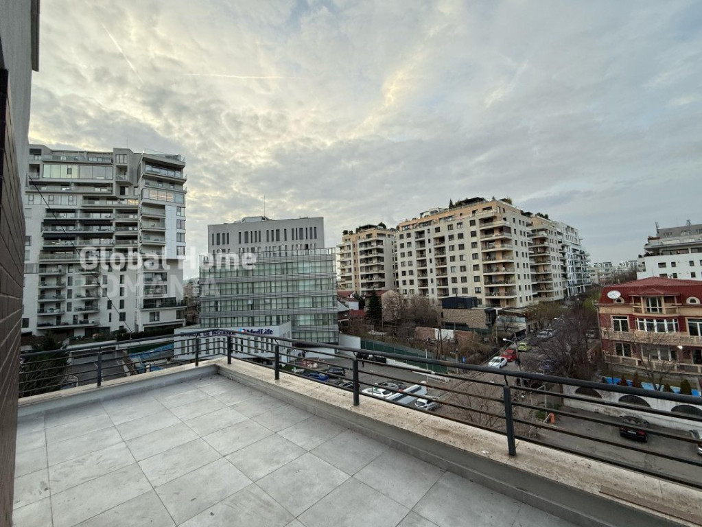 Penthouse Duplex 580 Sqm | 4 Rooms + Terrace + 3 Parkings |