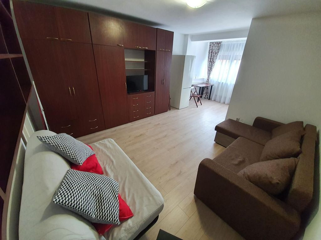 GARSONIERA EROII REVOLUTIEI/PROGRESULUI