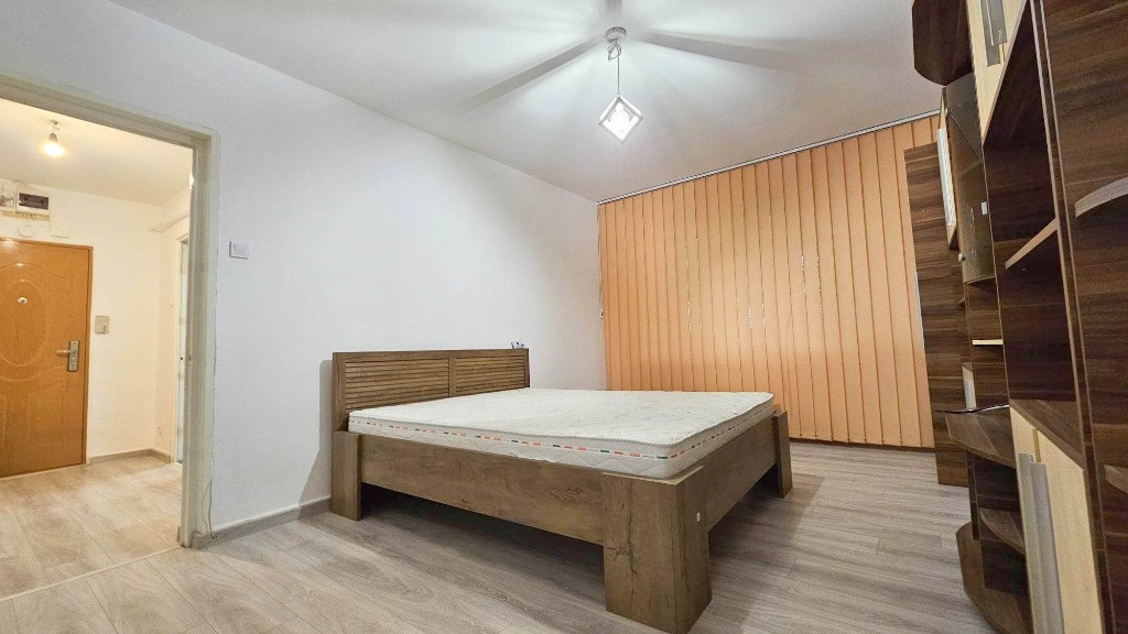 Apartament 1 camera D, in Podul de Fier