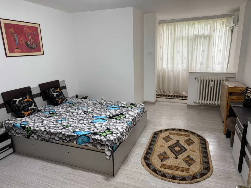 APARTAMENT 1 CAMERA, ETAJ INTERMEDIAR,TATARASI,ZONA FOARTE C