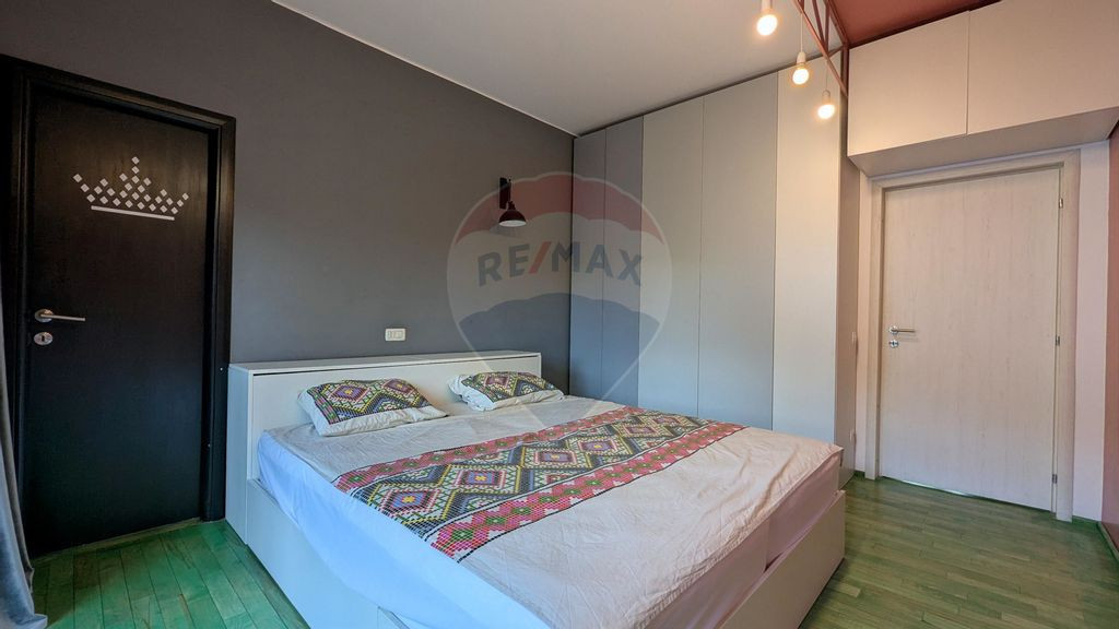 Apartament cu 2 camere de închiriat Piața Romană Blocu...