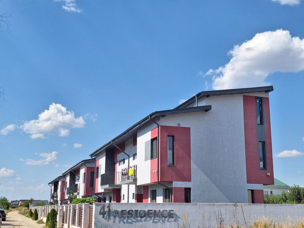 Casa cu gradina proprie - Strada Smaraldului Domnesti