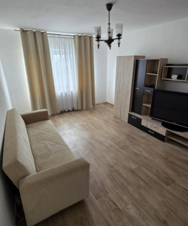 Apartament cu două camere zona Modern/Lunei