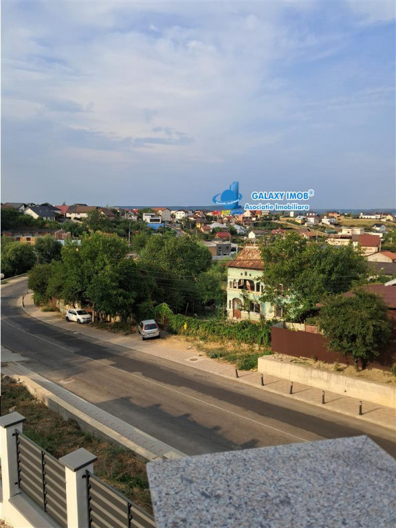 De vila moderna P E langa Tg Saptamanal Pitesti finisata