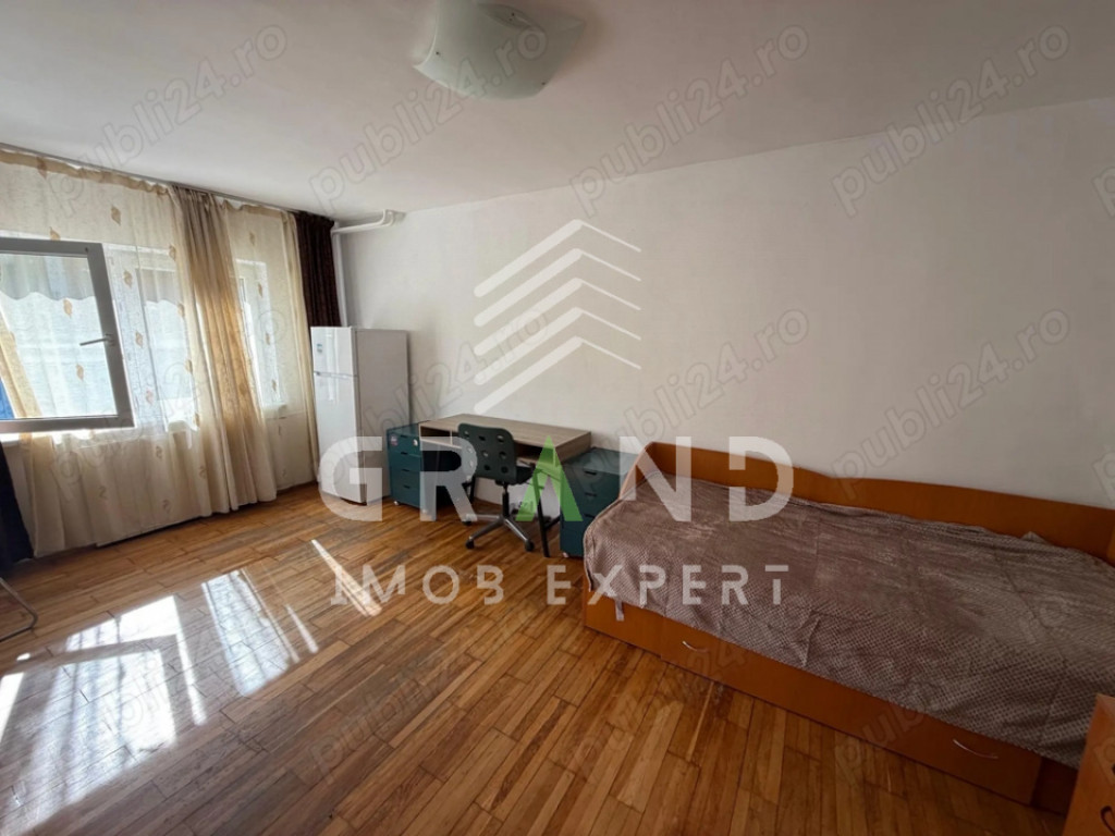 GARSONIERA ECONOMA, PARCARE, zona Zorilor