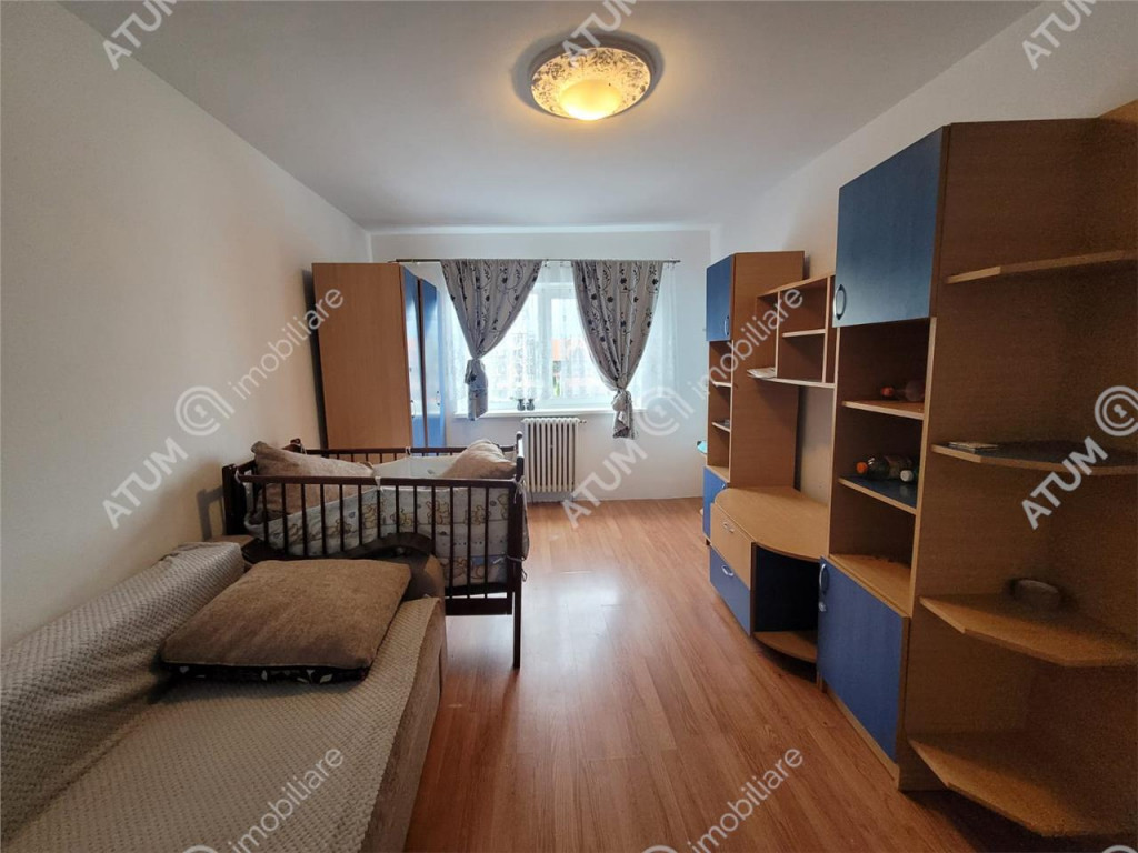 Garsoniera cu balcon si debara in zona Broscarie din Sibiu