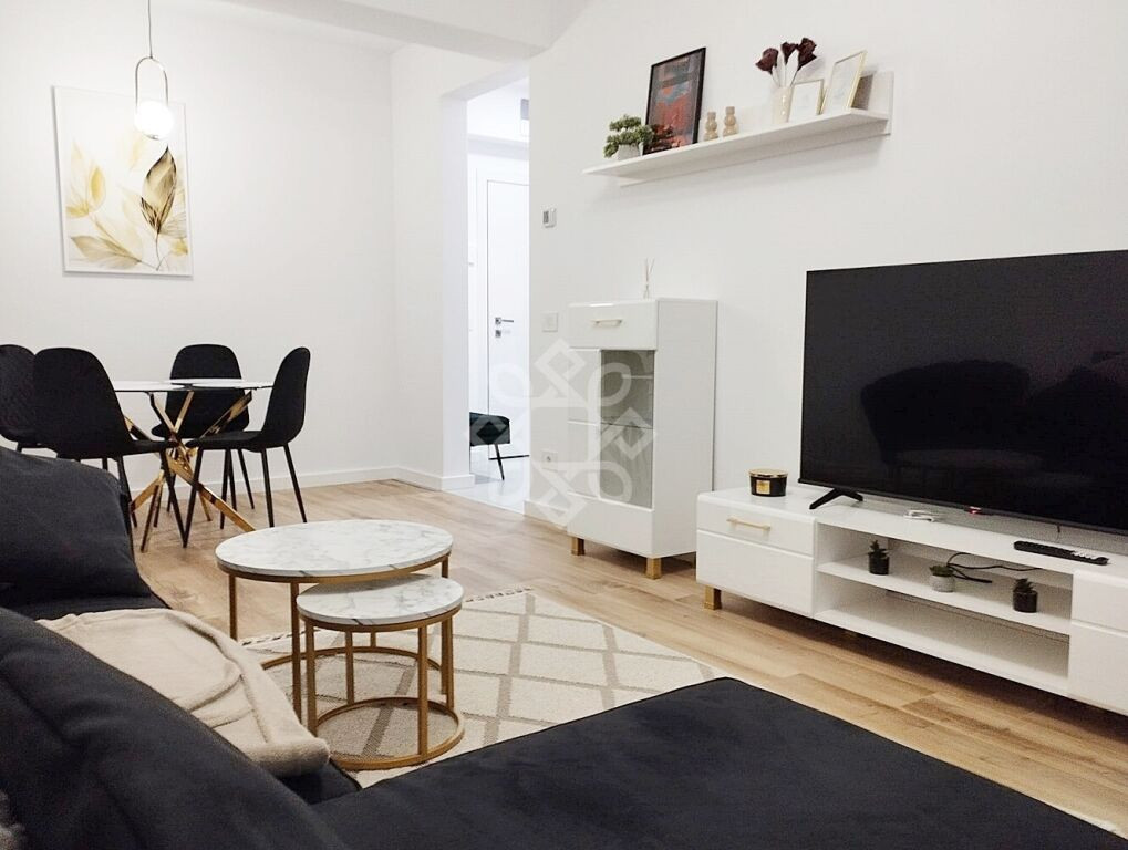 Apartament modern 2 camere de inchiriat in Prima Arena