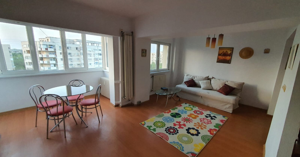 Apartament trei camere decomandat - Drumul Taberei