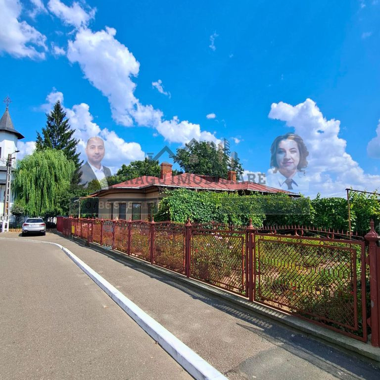 Casa din caramida Tecuci/ Teren 505 mp/Langa Biserica Sfi...