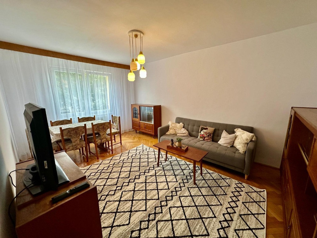 CC/900 De închiriat apartament cu 3 camere în Tg Mureș - Tudor