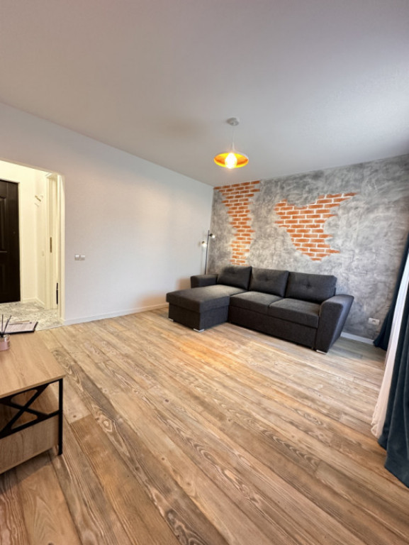 Garsoniera renovata -INEL II