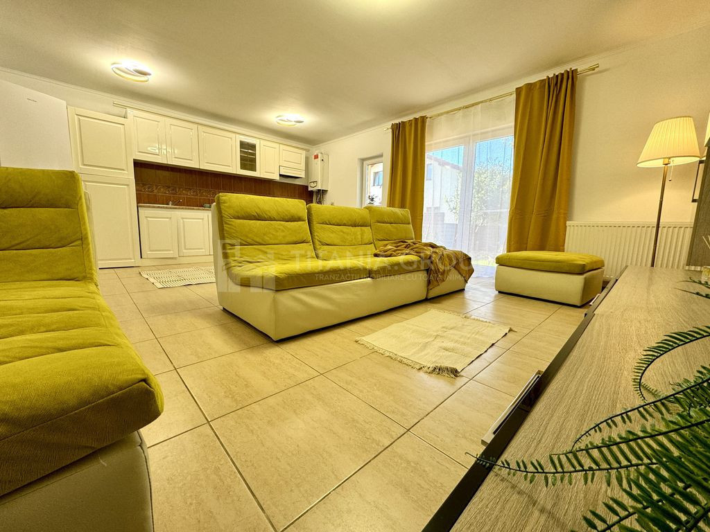 Vila moderna 3 camere + curte proprie, IZVOR Brasov