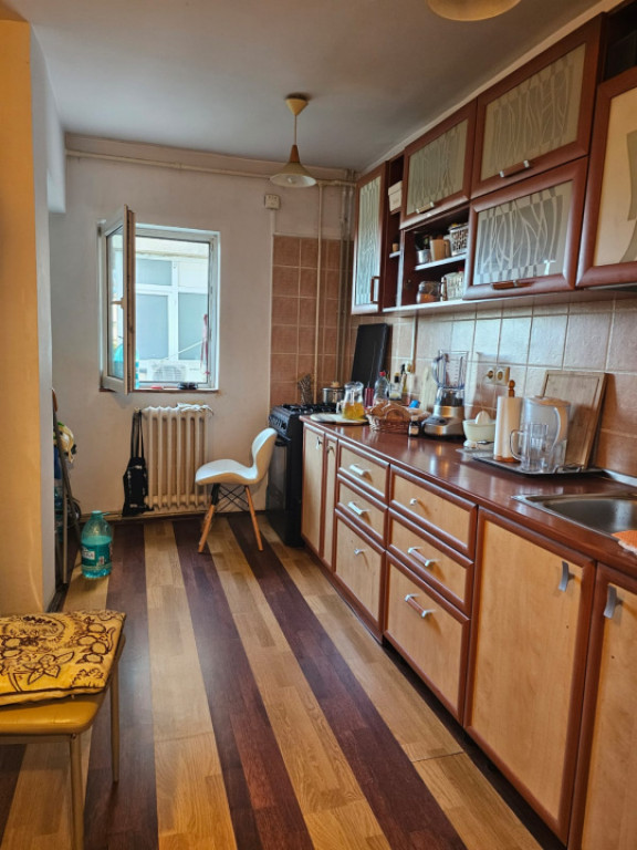 Apartament 4 camere zona Faleza Nord