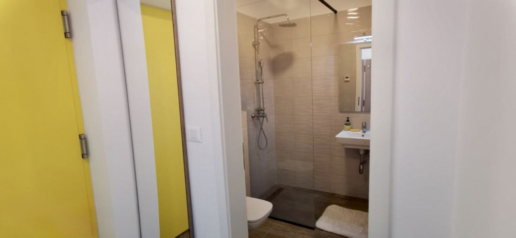 Casă modernă de închiriat – 130 mp utili – Bartolomeu