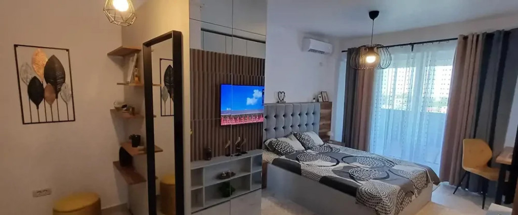 Studio frumos amenajat situat în Central Address cu Terasa-