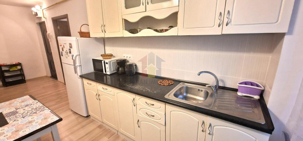 Apartament 2 camere etaj 1, conf 1 DECOMANDAT 50mp -