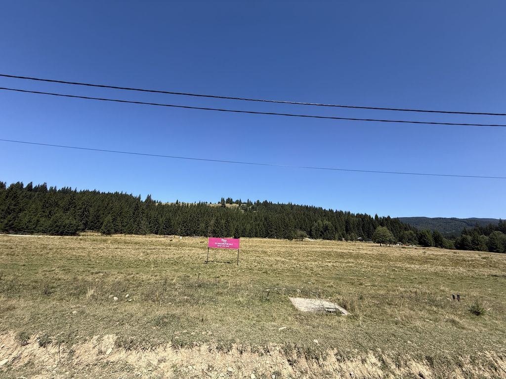 SUPER OCAZIE - Teren intravilan, COMANDAU-PUZ case de vac...