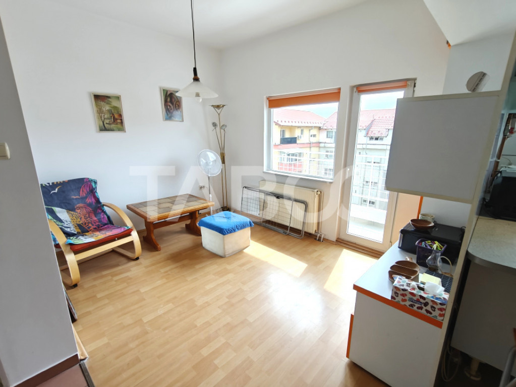 Apartament 3 camere cu balcon in zona linistita - Pet friend