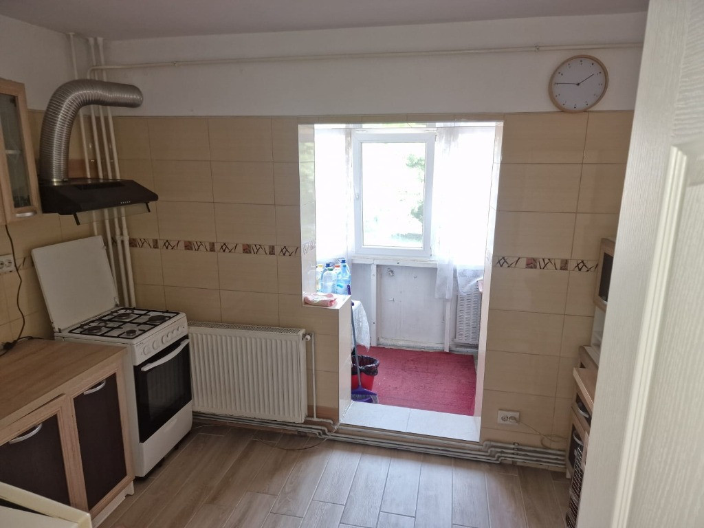 Apartament 3 Camere, decomandat, 67mp, mobilat și utilat, N