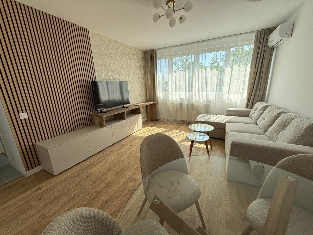 Apartament 2 camere Renovat Mobilat