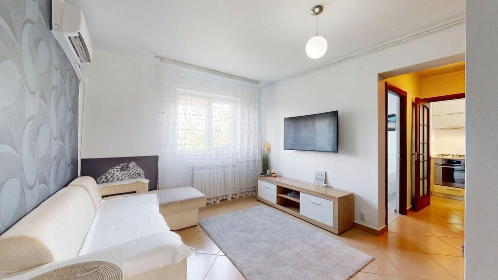 RAHOVA - Aleea Pricopan | 2 Camere Gata de Mutat sau Inve...