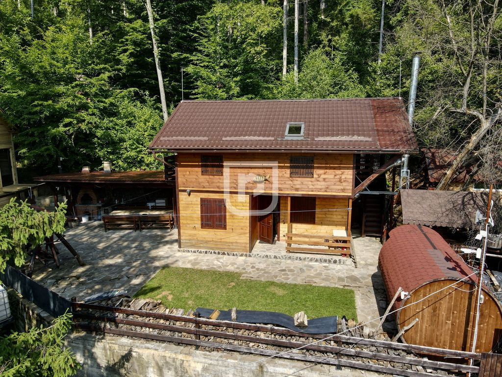 Teren intravilan – Poiana Stampei ????