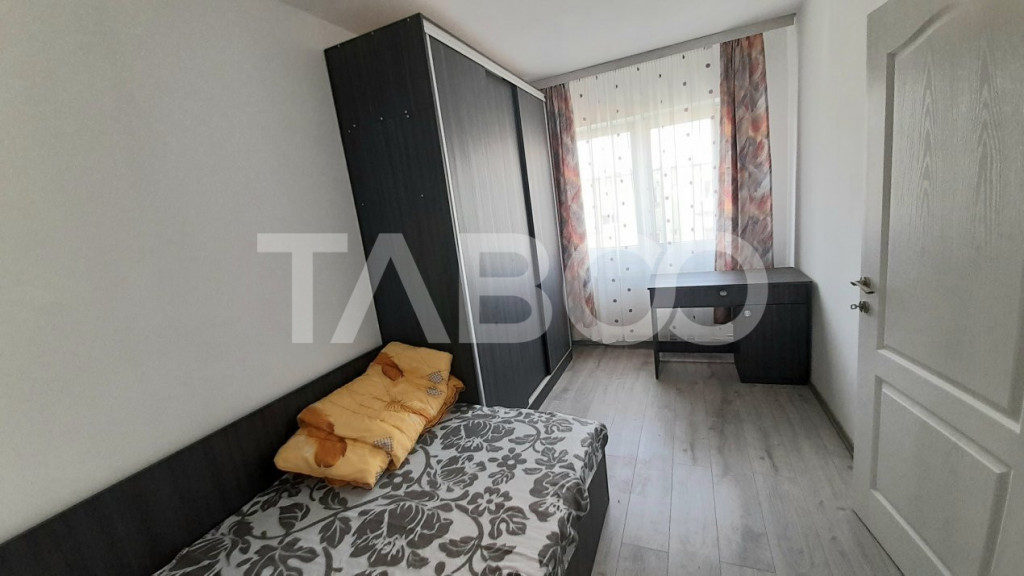 Apartament modern renovat cu bucatarie separata la etaj inte