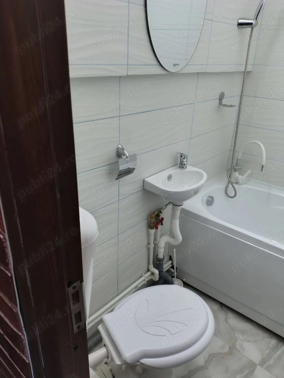 Frumoasa , GARSONIERA , baie cu wc si dus