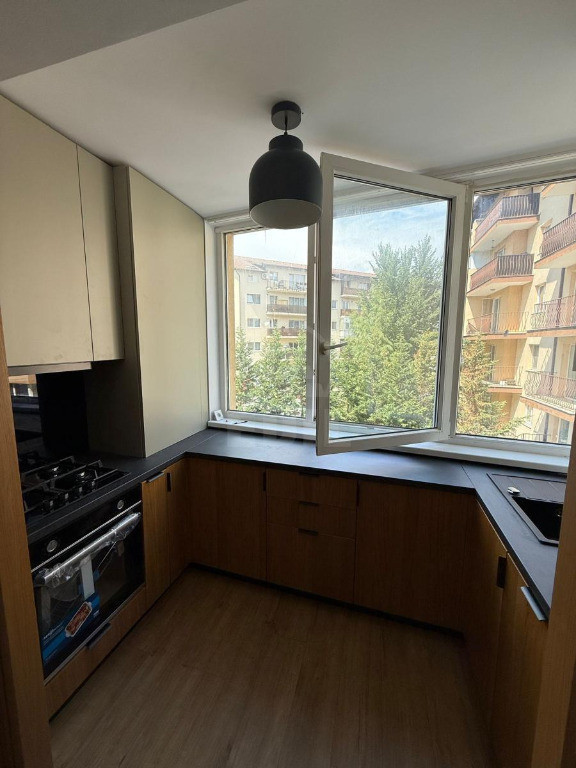 Apartament 2 camere zona Florilor, merita vazut!