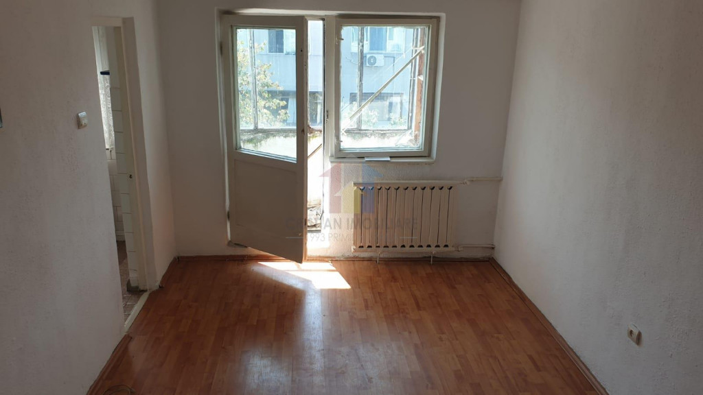 OCAZIE -garsoniera confort1 Dorobanti 27mp zona Pta Mare