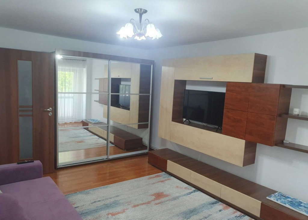 Garsoniera de inchiriat - Unirii