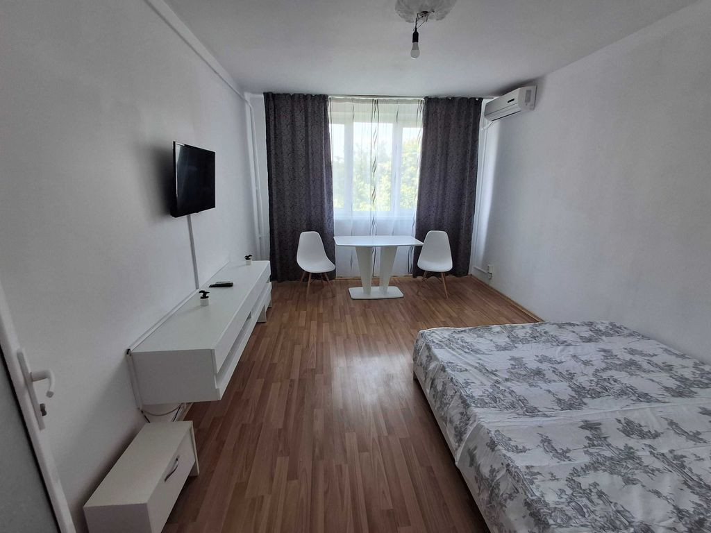 Garsoniera de vanzare Tiglina 1 - Mobilata si utilata com...