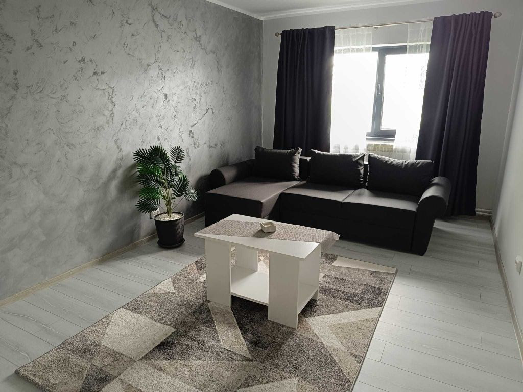 Apartament 2 camere de inchiriat – Micro 17, etaj 3/4