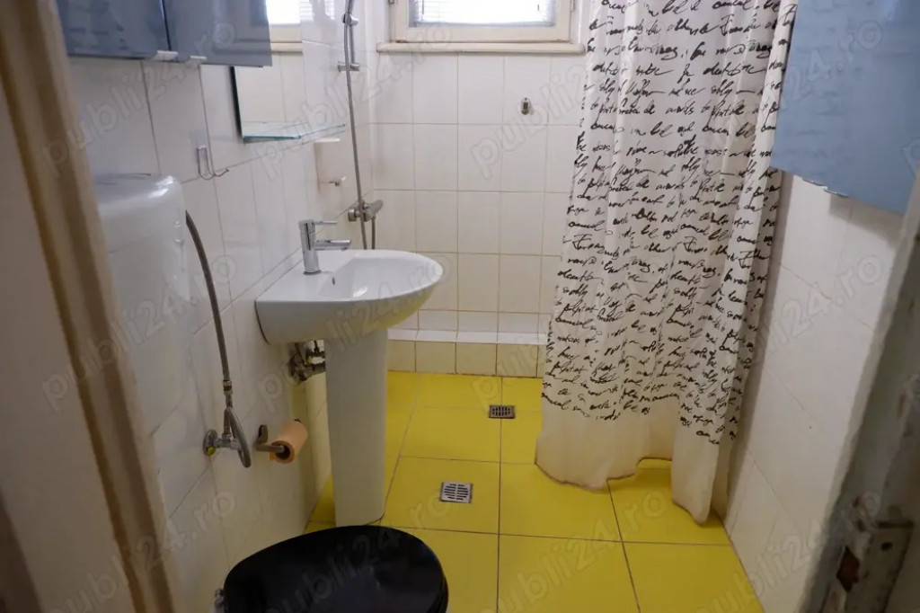 Universitate carol 1 demisol