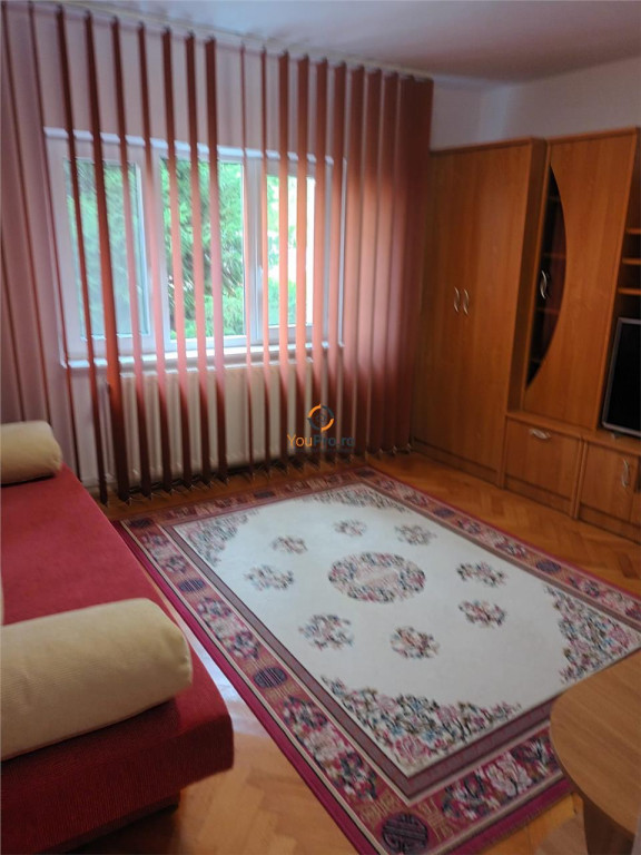 Apartament 3 camere decomandat la parter zona Fabric