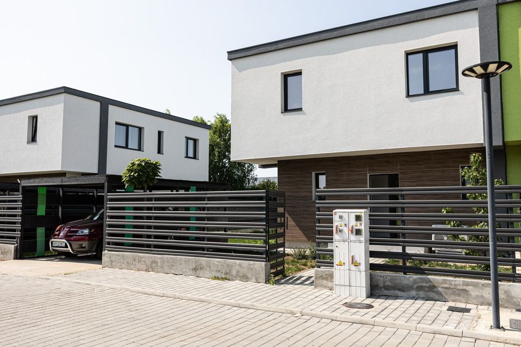 Casă NOUĂ 4 camere, smart & eco - zona Gai - COMISION 0%