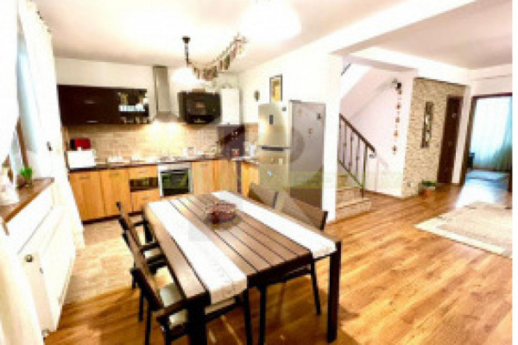 Reprezentare Exclusiva_LA CHEIE Vila moderna CU PISCINA