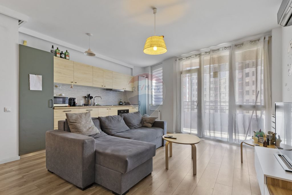 Apartament 3 camere 2 bai si loc de parcare de inchiriat ...