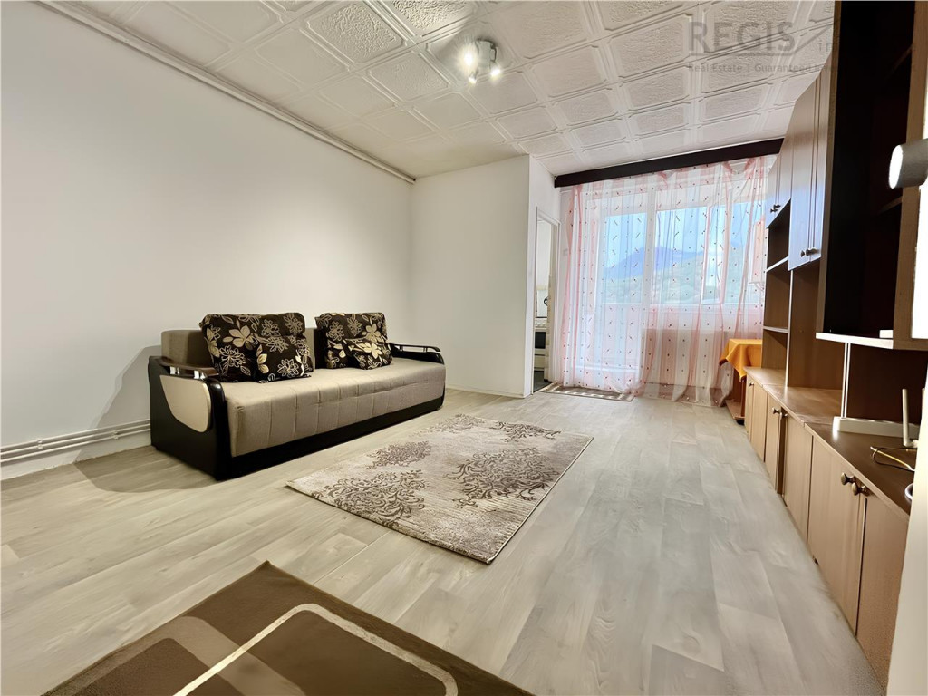 Garsoniera de Inchiriat in Noua cu Vedere panoramica