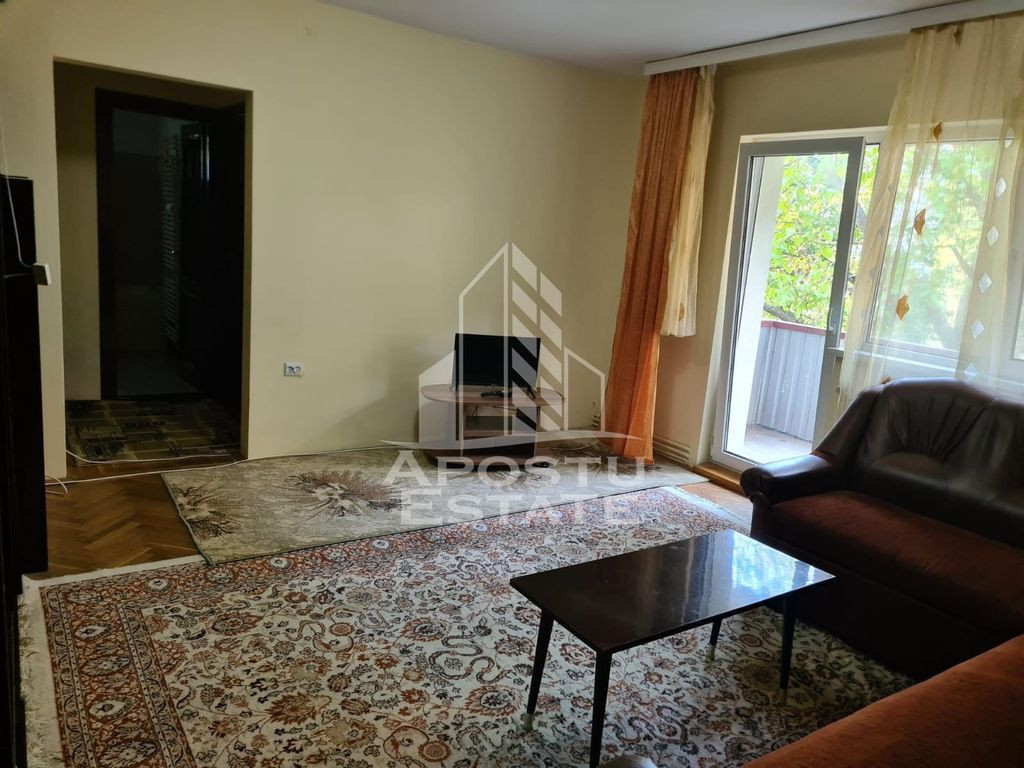 Apartament cu 2 camere in zona Complexului, centrala term...