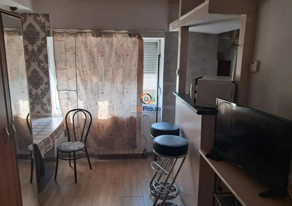 Garsoniera Renovata cu Centrala Proprie