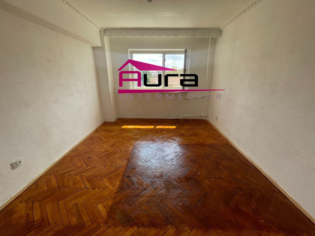 Inchiriez apartament 2 camere zona Garii