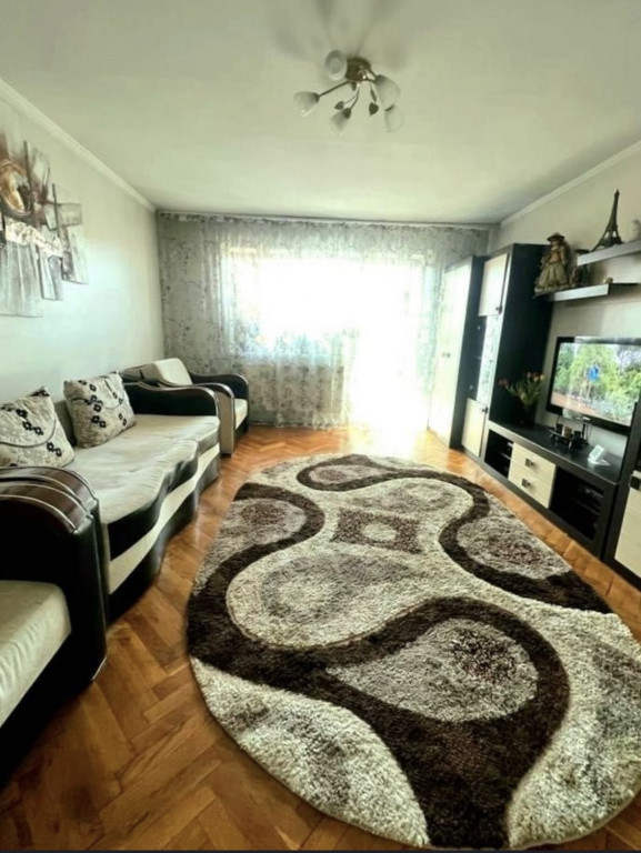 Apartament cu 3 camere, Cetate-Piață