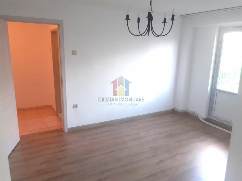Apartament 2 camere,zona Viziru 3, etaj 5