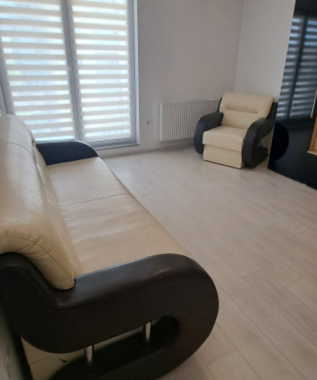 APARTAMENT DE VÂNZARE- 2 camere, DECOMANDAT, etajul 2/8 - T