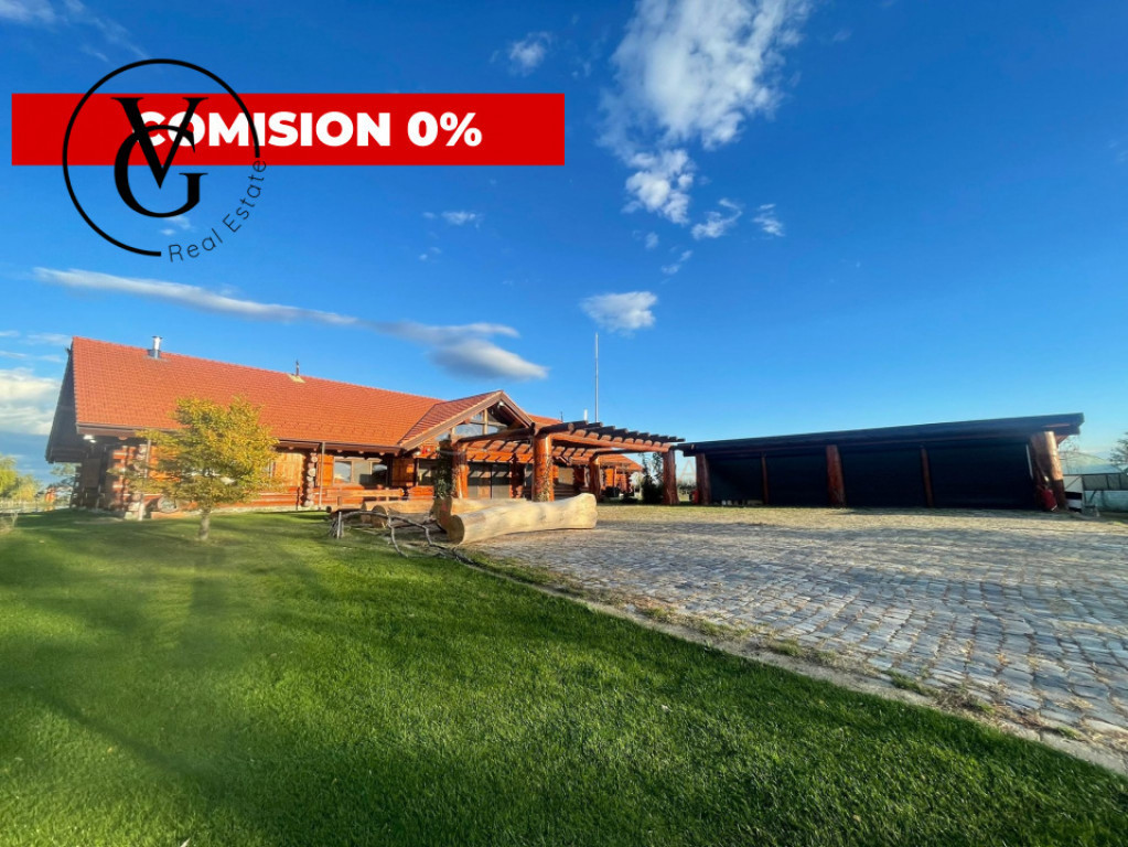 Domeniu complet utilat 4,7 ha, cu iazuri și Vila premium -